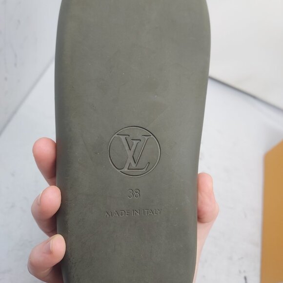 Louis Vuitton Khaki Green LV Monogram Sunbath Flat Mule Rubber Pool Sandal - Picture 6 of 9